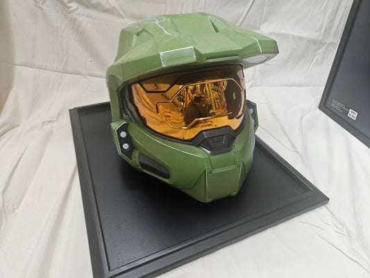 Steve Downs Master Cheif 117 Halo Helmet with custom case