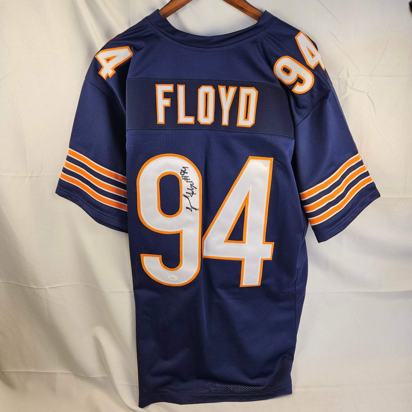 Leonard Floyd Jersey Signed