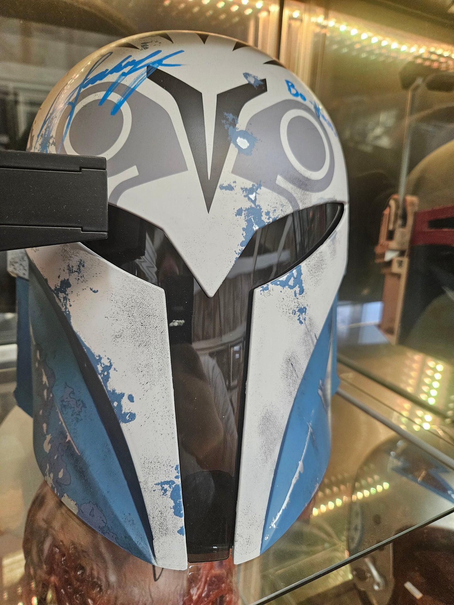 Katee Sackhoff Star Wars Bo-Katan Kryze Helmet