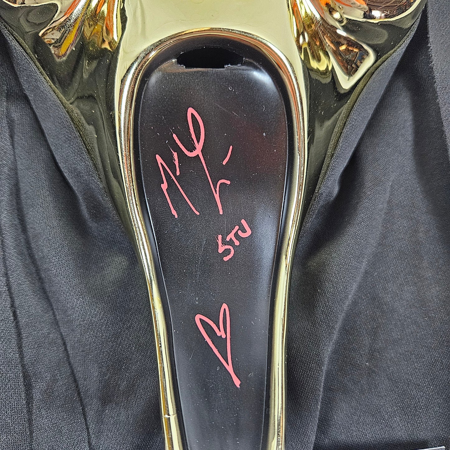 Mathew Lillard & Skeet Ulrich Scream Mask Signed