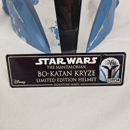 Katee Sackhoff Bo-Katan Kryze Limeted Edition Helmet Signed