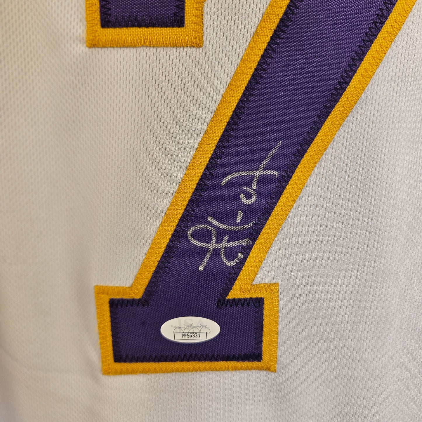 Lamar Odom Jersey Signed