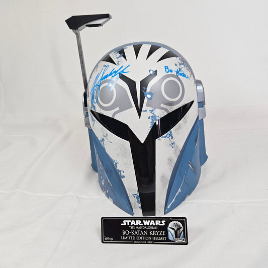 Katee Sackhoff Bo-Katan Kryze Limeted Edition Helmet Signed
